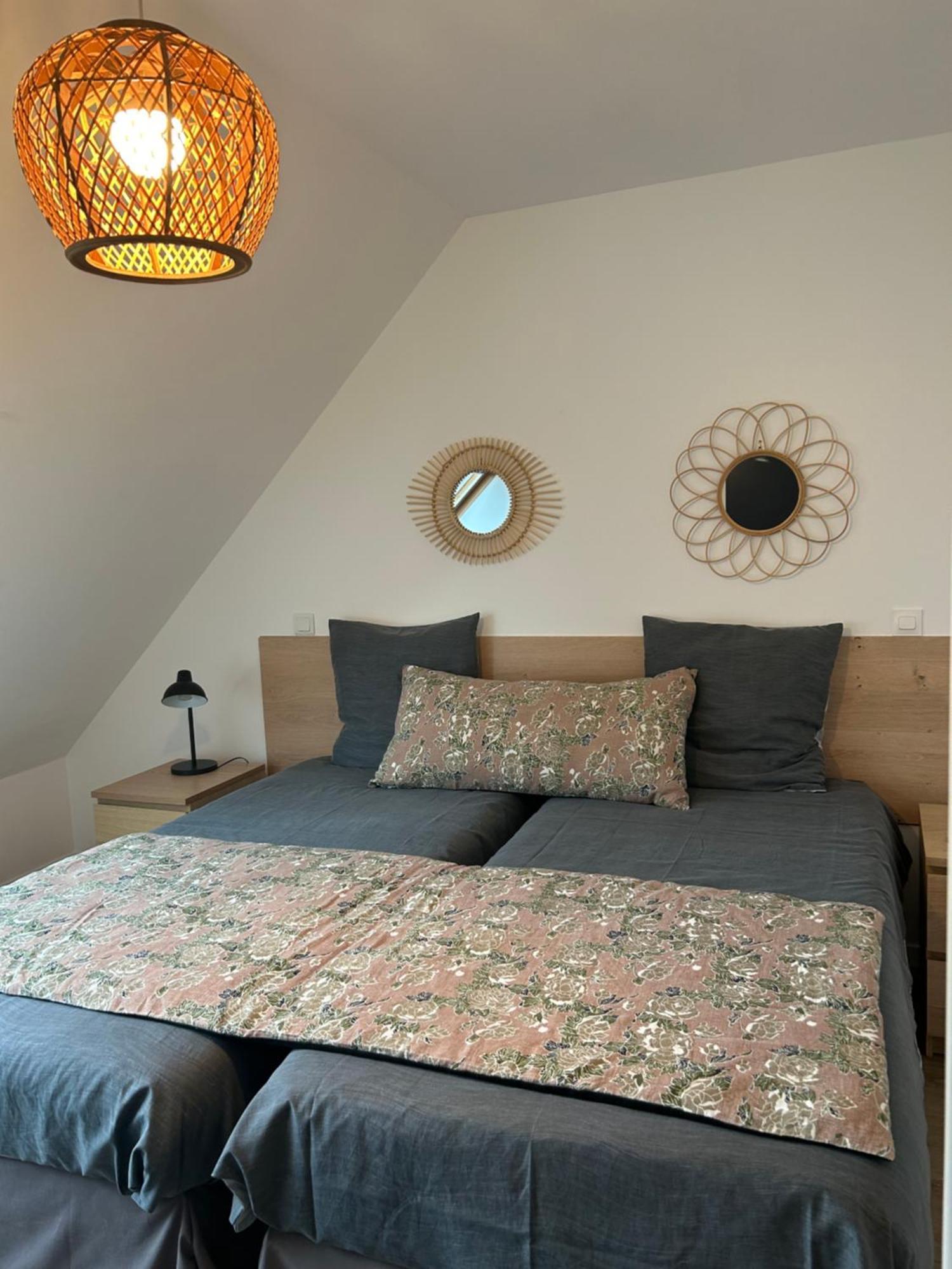 Arc En Ciel Du Mont Bed & Breakfast Pontorson Ngoại thất bức ảnh